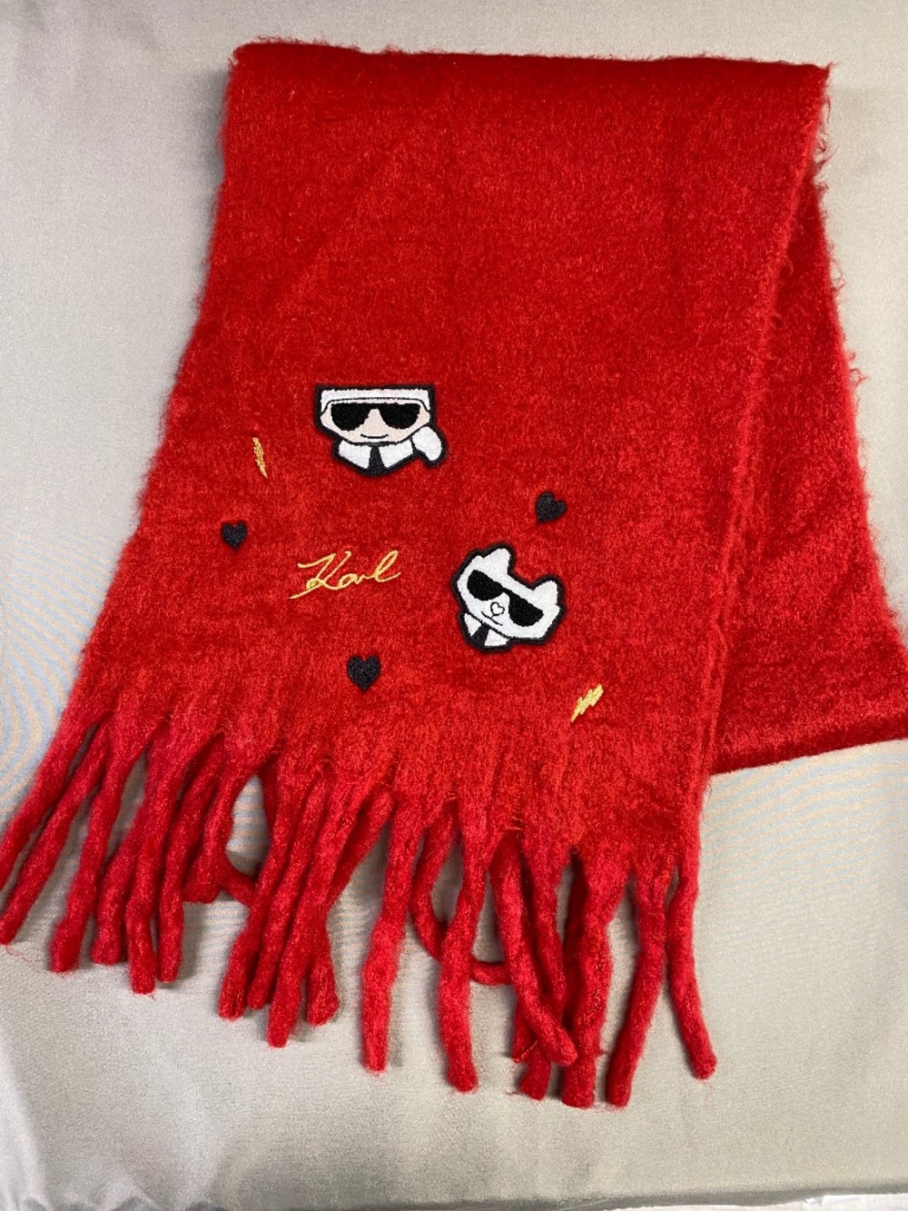 Karl Lagerfeld Paris Red Chunky Fuzzy Women's Winter Scarf Karl Cat NWOT